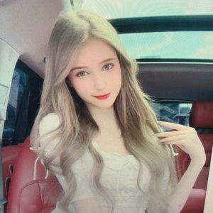 Meet your Posher, Jenny